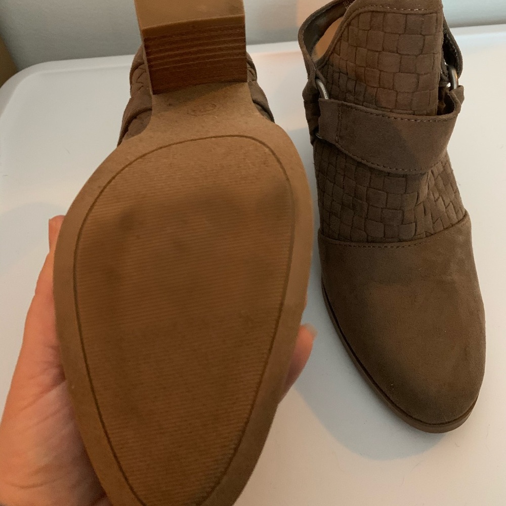 Universal Threads Strap Heel Booties - 7.5 - Taupe - image 5
